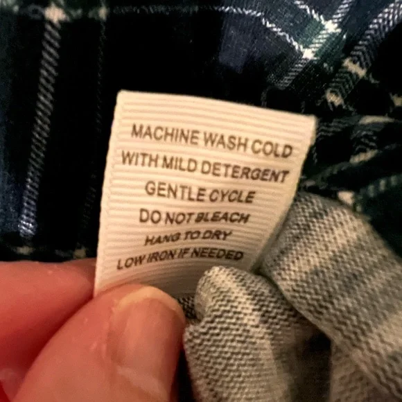 Eden & Olivia Blue and Green Plaid Top Open Back Button Down - Picture 8 of 10